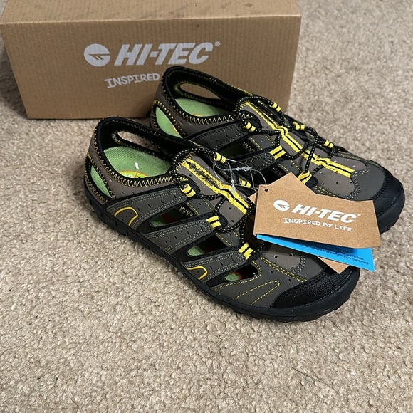 NWT!! Hi-Tec Tortola Escape Jr!! - Picture 2 of 9
